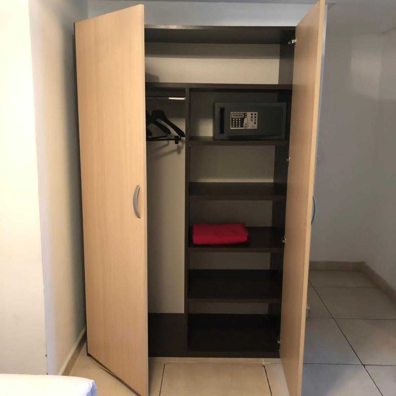 Residence Achenbach Абиджан Стая снимка